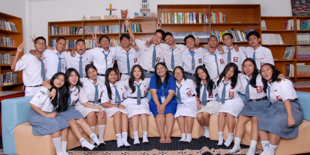 (c)2009 by nainggolan.alex@gmail.com